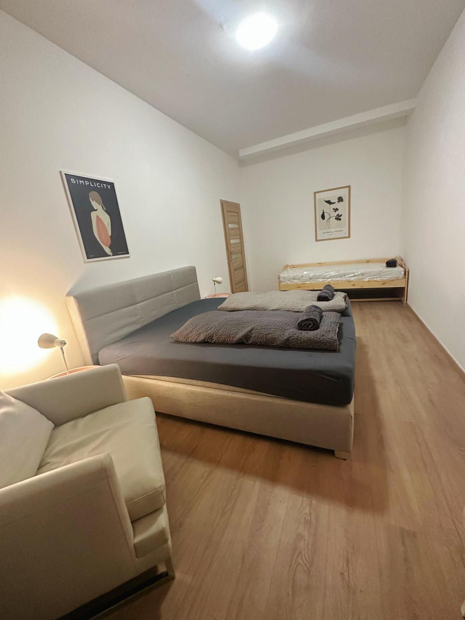 Appartamento 2schlafenzimmer 5betten Montuerwhonung